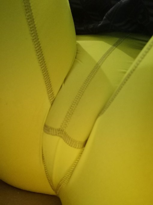 Chilling in my sweats https://t.co/hWpAK5YMgE<a href="/tag/footfetish"class="tags"><span>#footfetish</span></a><a href="/tag/stockings"class="tags"><span>#stockings</span></a><a href="/tag/fetish"class="tags"><span>#fetish</span></a><a href="/tag/nylon"class="tags"><span>#nylon</span></a><a href="/tag/pantyhose"class="tags"><span>#pantyhose</span></a>