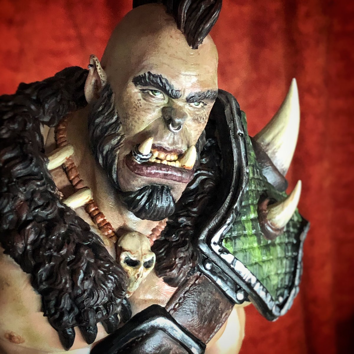 grafitomi's tweet photo. SerWhal the Orc / sculpted by the amazing @wekster2507  / printed on the @mypeopoly Phenom / painted and photographed by me

Hope you like it! 🙃

Lok’tar! 

#3dprinting #resinprinting #bust #fantasy #orcs #loktar #vallejocolors https://t.co/BZOG7DwXue
