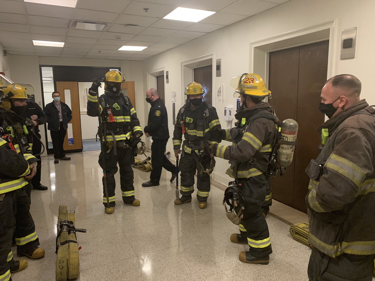 Philly_FA's tweet photo. Thanks to @TJUHospital and the @PhillyFireDept members of      E20/L23 for allowing @Philly_FA Field Training Unit take part in today’s standpipe drill. @ThielAdam @PFDCraigMurphy @IAFF22 @PHILASACHIEF https://t.co/NMCmrJLWsm