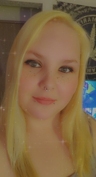 Vicki’s pics and videos