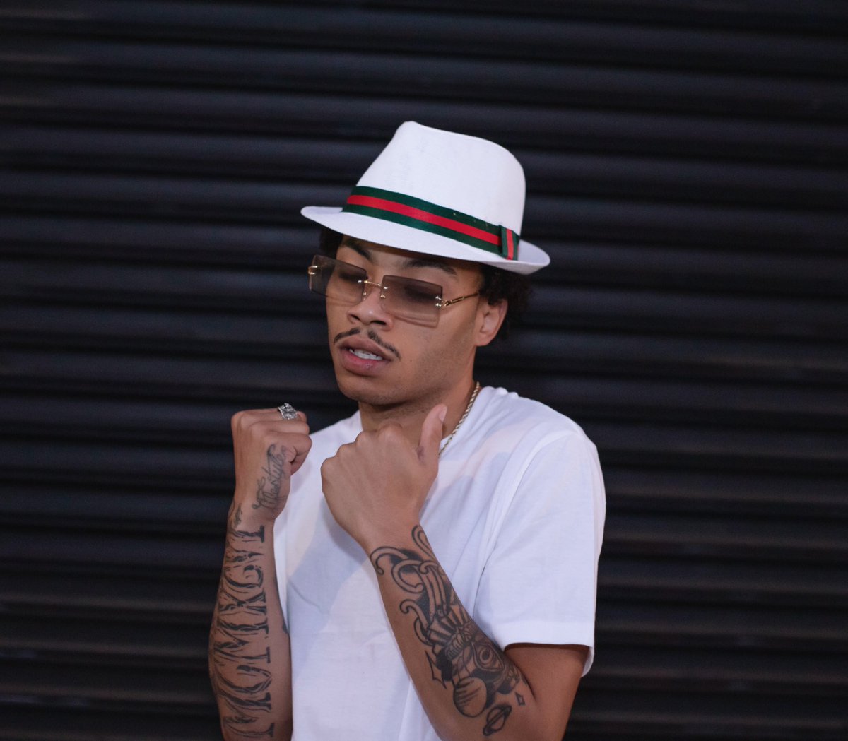 OfficialCrizzyy's tweet photo. Last shoot I had with Don 😔 RIP https://t.co/kcEqTuWj4f