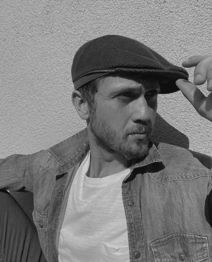 pinarrhadise's tweet photo. kesinlikle partner olmasi gereken kişiler Vol1

#NeslihanAtagül #ArasBulutIynemli https://t.co/8AYgjThDQf