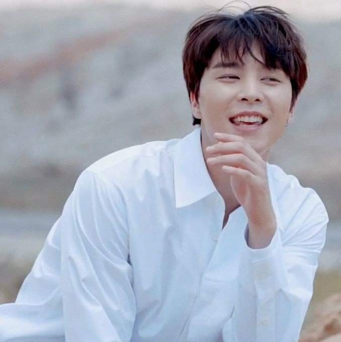 ZaraBurga's tweet photo. Feliz cumpleaños rey, mereces mucho mas reconocimiento del que tienes, eres un gran artista, gracias por alegrar mi vida, te amo 💚
#HappyJohnnyDay
#OneandOnlyJohnnyDay
#오늘은_쟈니생일_모두_그쟌을들어 https://t.co/VKdVFu7GRx