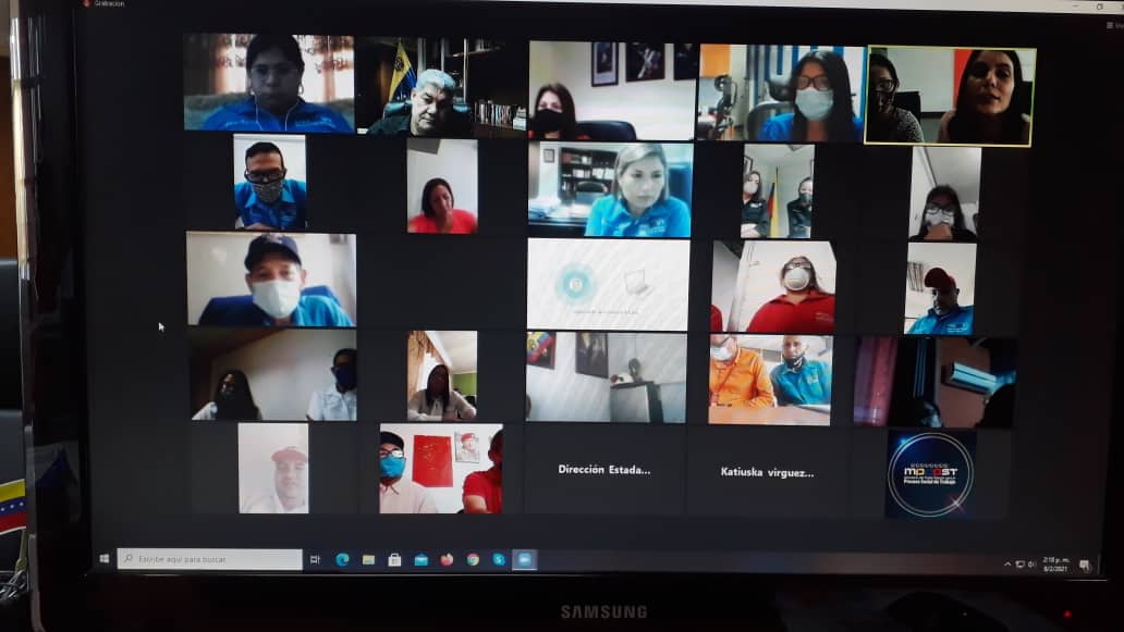 eduardopiate2's tweet photo. Videoconferencia en este momento con l@s director@s estadales del @MinTrabajoVE atendiendo algunos temas administrativos de la labor del ministerio #FlexibilizacionSegura https://t.co/byW41wyZ1f