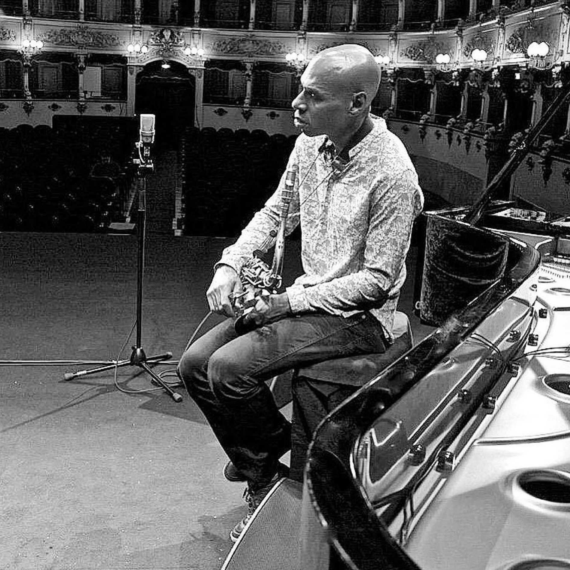Happy Birthday to the talented Joshua Redman ( February 1, 1969)   