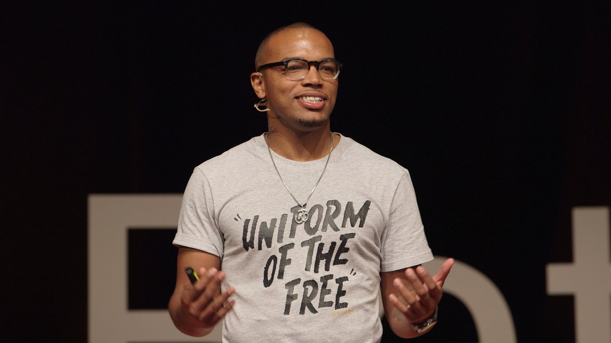 Learn how to build a strong brand through impactful storytelling with @allthingsmitch, founder of IQ Labs Inc, on 2/11 @1pm ET. #MagentaEdge (Sponsored by <a href="/TMobileBusiness/">T-Mobile Business</a>) entm.ag/CJlFFS