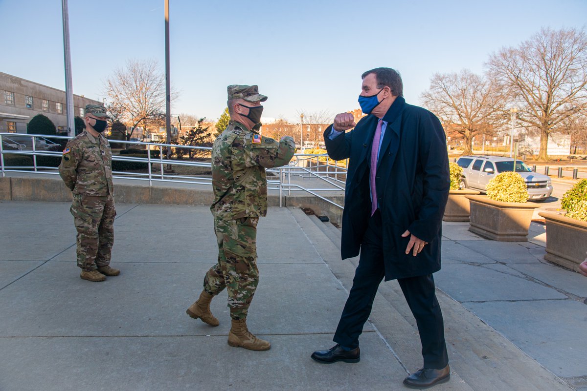 MarkWarner's tweet photo. For a month, the @NationalGuard has been working around the clock keeping the Capitol safe. This morning @GovernorVA, @TimKaine, @RepWexton, and I thanked the @VANationalGuard for their service before they depart for their next mission.
 
We owe them our deepest gratitude. https://t.co/Epz8frkvgq