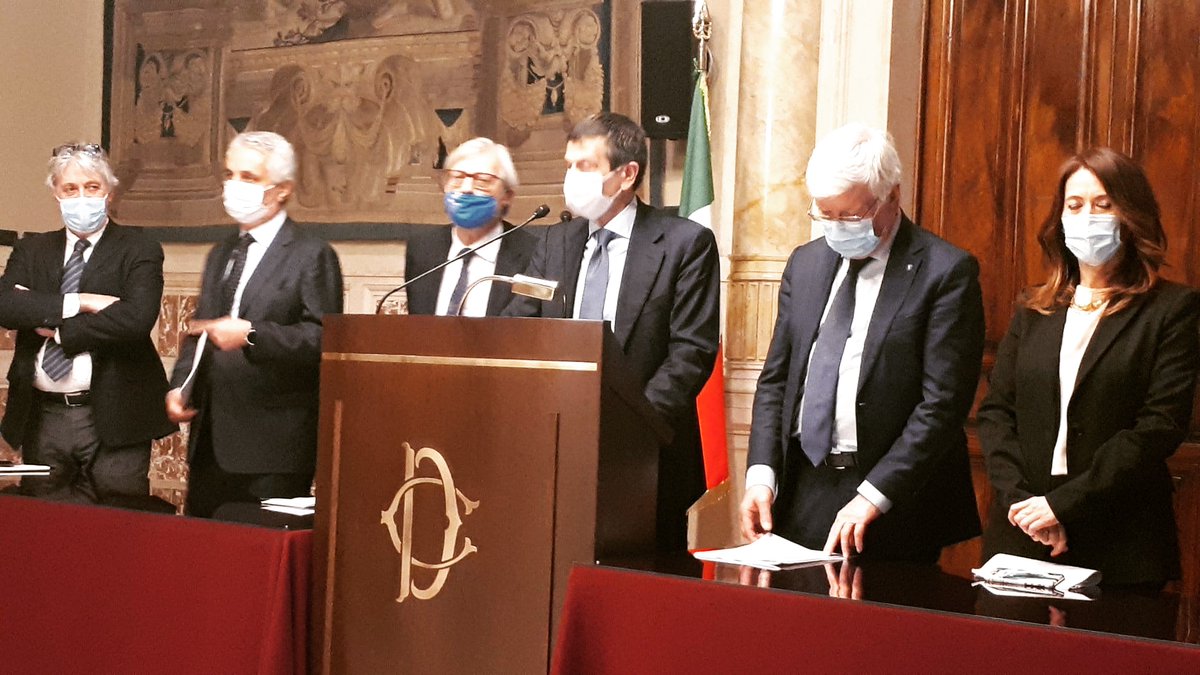 Voterò la fiducia al governo #Draghi. Il governo che nascerà sarà di ampie intese e di unità nazionale, con due vettori principali: Europeismo e Atlantismo. #consultazioniDraghi