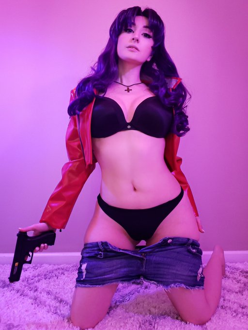 1 pic. ✨💜 Misato lewd figure inspired! ✨💜

800 retweets and I’ll share the backside for a full figure