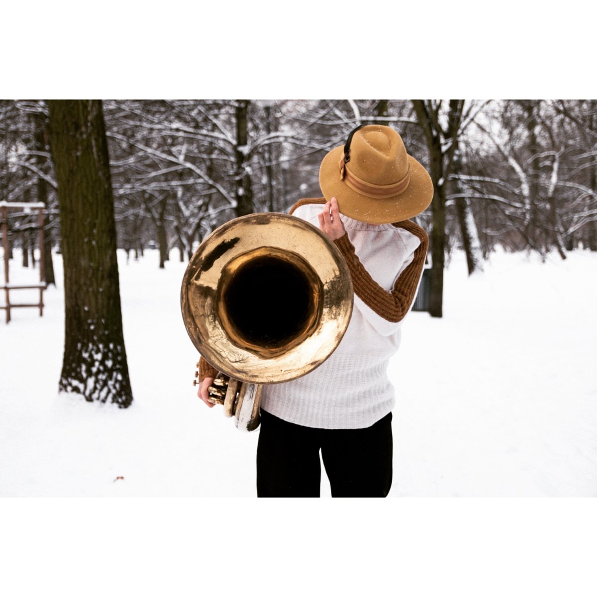 blask_me's tweet photo. Our latest winter vibes! 
#blask #wintermood #handicraft #music #costume #costumedesign #photography #sustainablefashion #knitters https://t.co/JyTRX4PqAI