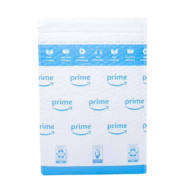 BlowsTheMind's tweet photo. Hey @regionofpeel do we put those shipping bags from @amazon  in our blue bins or garbage bins? #sortitout #whatgoeswhere #everyonehasanooinion https://t.co/JSrYGbxnw3