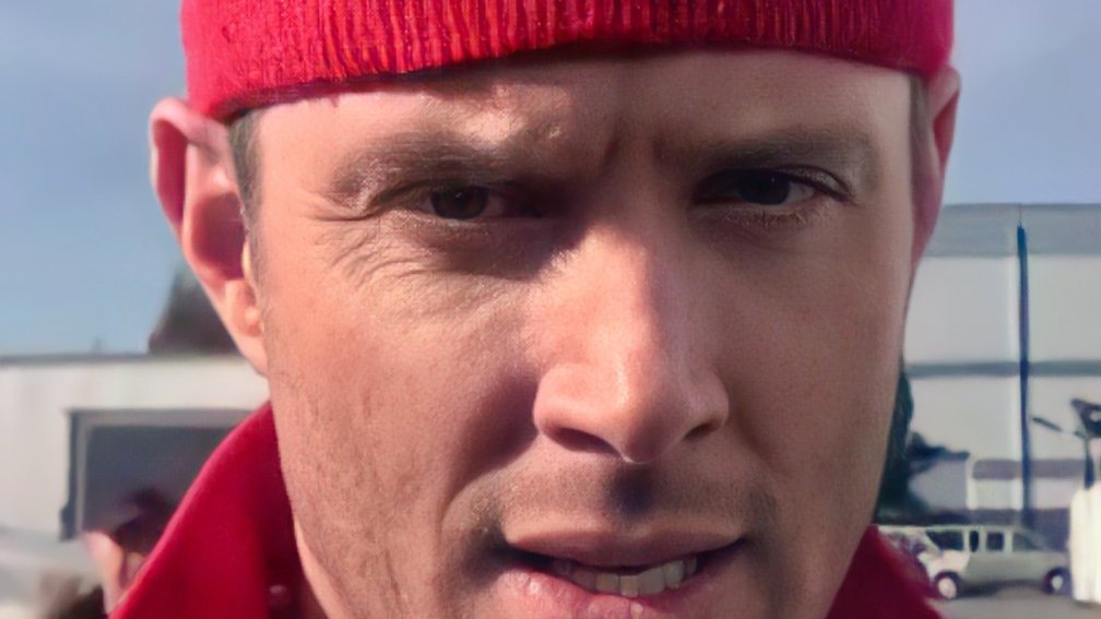 Both Jensen and Dean love cosplaying! Dean's lil heart is sso happy when they have to dress up for a case, and if it is a cowboy one that's a huge bonus,and with Charlie? he has a blast!And Jensen?He loves costumes for halloween and costume parties or just for fun like thas day