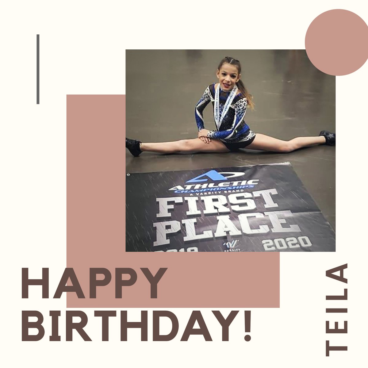 Happy belated Birthday Teila!💙🖤🐾 #birthdaylove
#titaniumarmy 
#TitaniumCats