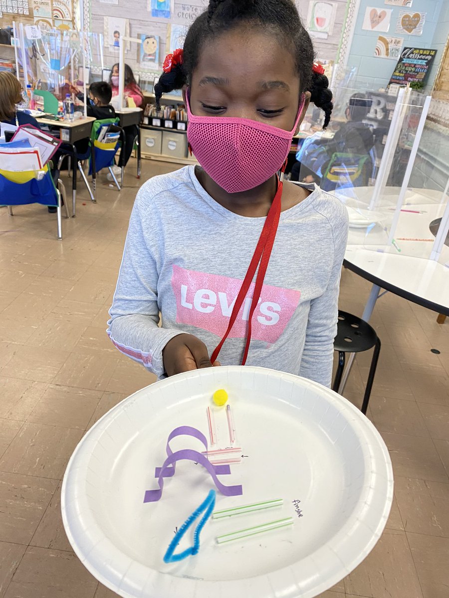 Thank you <a href="/SEMenrichment/">Mrs.DeTommaso</a> and <a href="/semlibrary/">sem library</a> for an awesome innovation lab lesson! We had so much fun getting to be extra creative today. Look at how happy we are! <a href="/SEM_Dalers/">SEM Dalers</a>