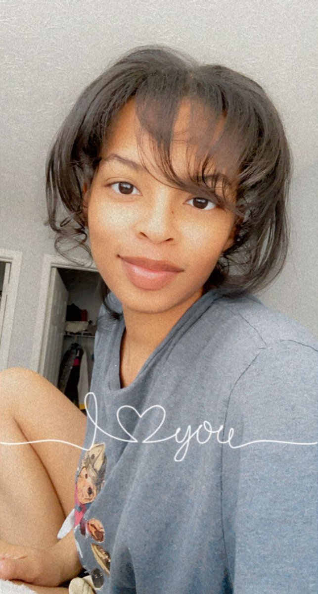 AmazingDesss's tweet image. I Love Taking Selfies 😍😩 #DaFace.