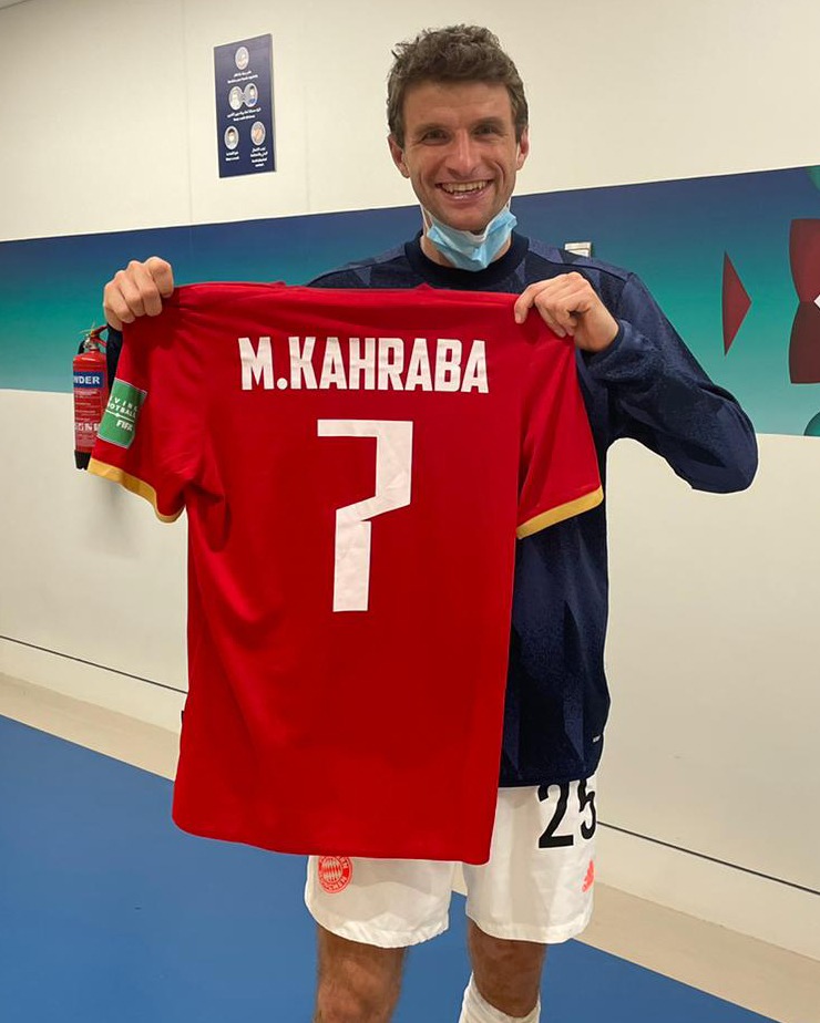 ضحكتك فيها كهربا! 😁⚡