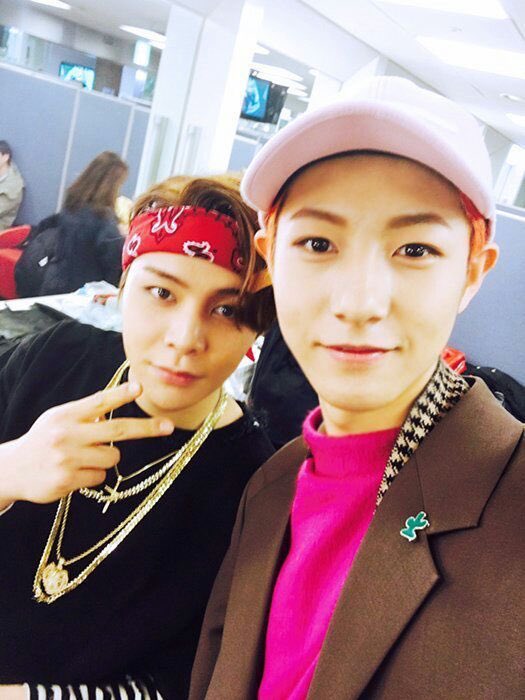 renjun pics tweet media