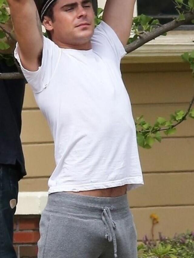 Zac Efron bulge.