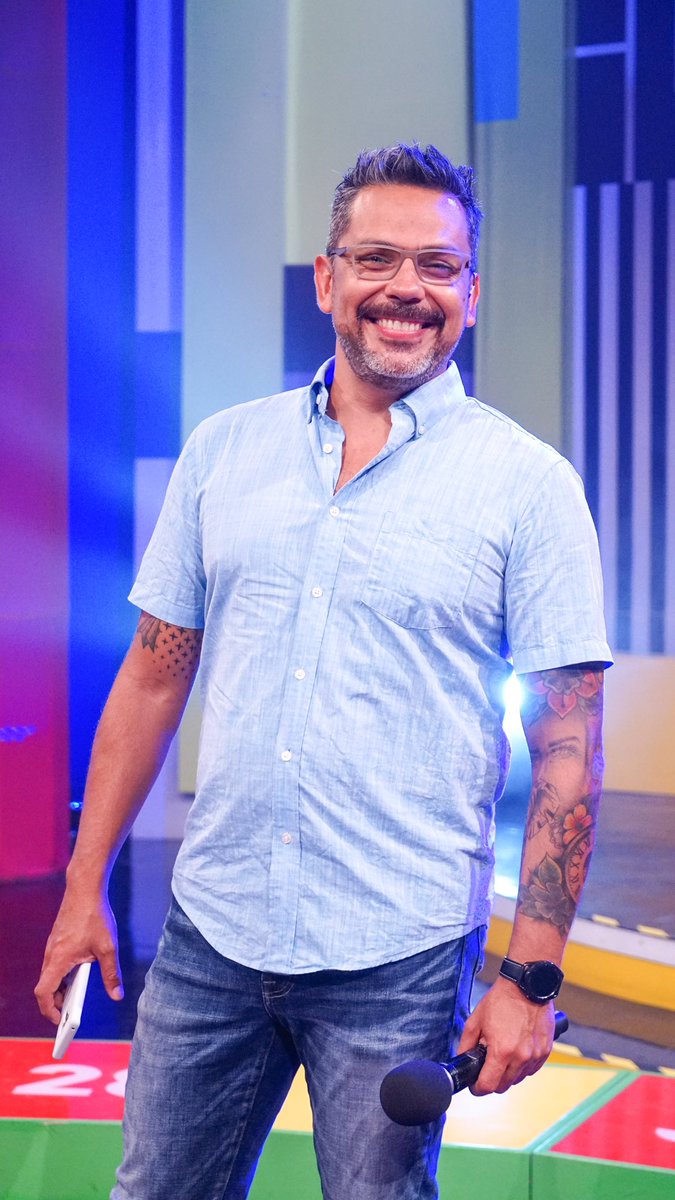 llevatelotcs's tweet photo. Feliz noche 🥳 gracias por acompañarnos 😎.

Nos vemos mañana por Canal 2 a las 5:30pm 📺🎉 https://t.co/LvW6cf8XjN