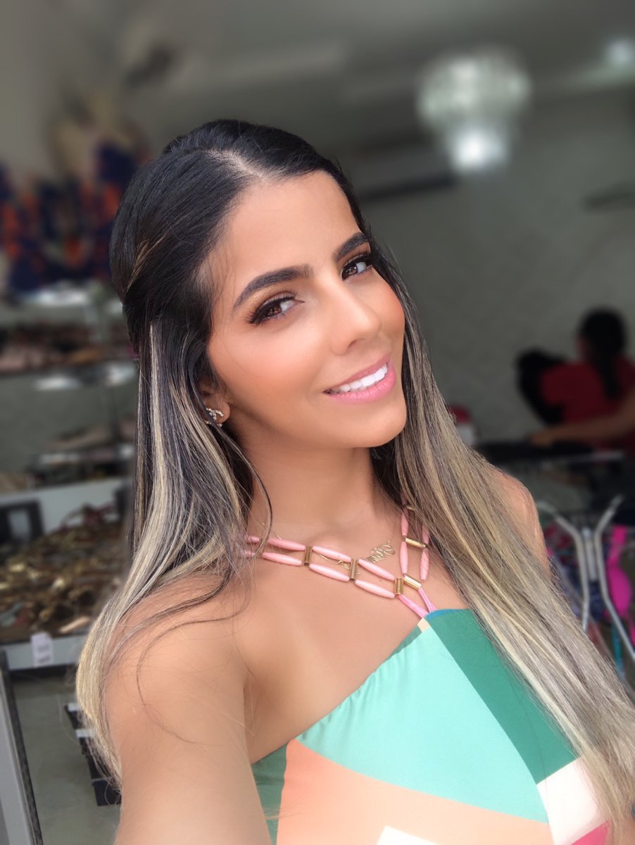 RanyNobrega's tweet photo. De um dia produtivo.
Provador pra lojateveste. ✨ https://t.co/TeNTQ2JLtG