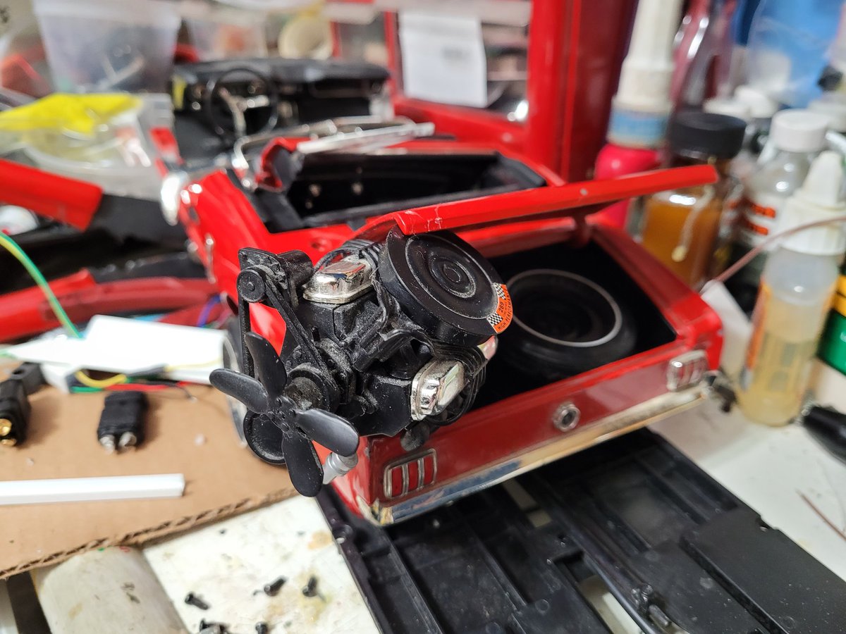 cudak888's tweet image. Engine in the back.

#becauseroadkill