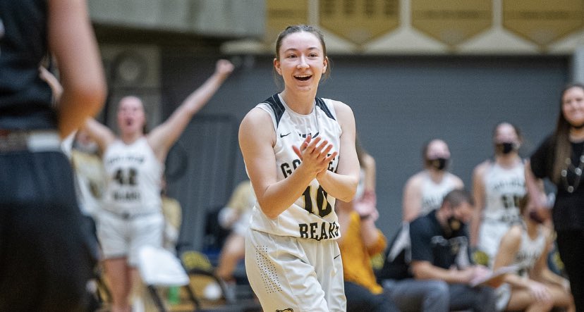 ShelbyvilleGbb's tweet photo. Congratulations to @MeganEads10 for being selected ICGSA Academic All State! Such a great student and an even better person! #SeniorStud #SheWillBeMissed 💛🖤 https://t.co/OZnrqKJrmx