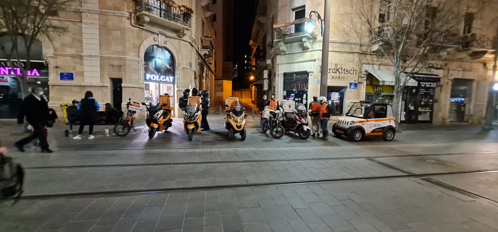 UnitedHatzalah's tweet photo. The streets of Jerusalem are safer tonight with these guys ready to respond to any and all medical emergencies. 

#Ebike #ambucycle #minilance #EMSWheels https://t.co/Yy5RiZpH1Q