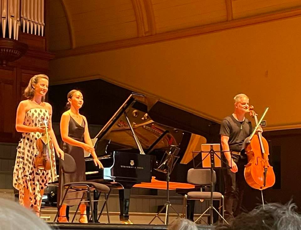 💫 We've loved collaborating with the ALL-KIWI line up for the #ACMF #SummerCelebration which featured works by NZ composers <a href="/nzcomposer/">Claire Cowan</a>, Ross Harris, Louise Webster, David Grahame Taylor, Anthony Ritchie, John Psathas, among other favourites.
📸 <a href="/somikimpianist/">Somi Kim</a> @ElizabethxKerr