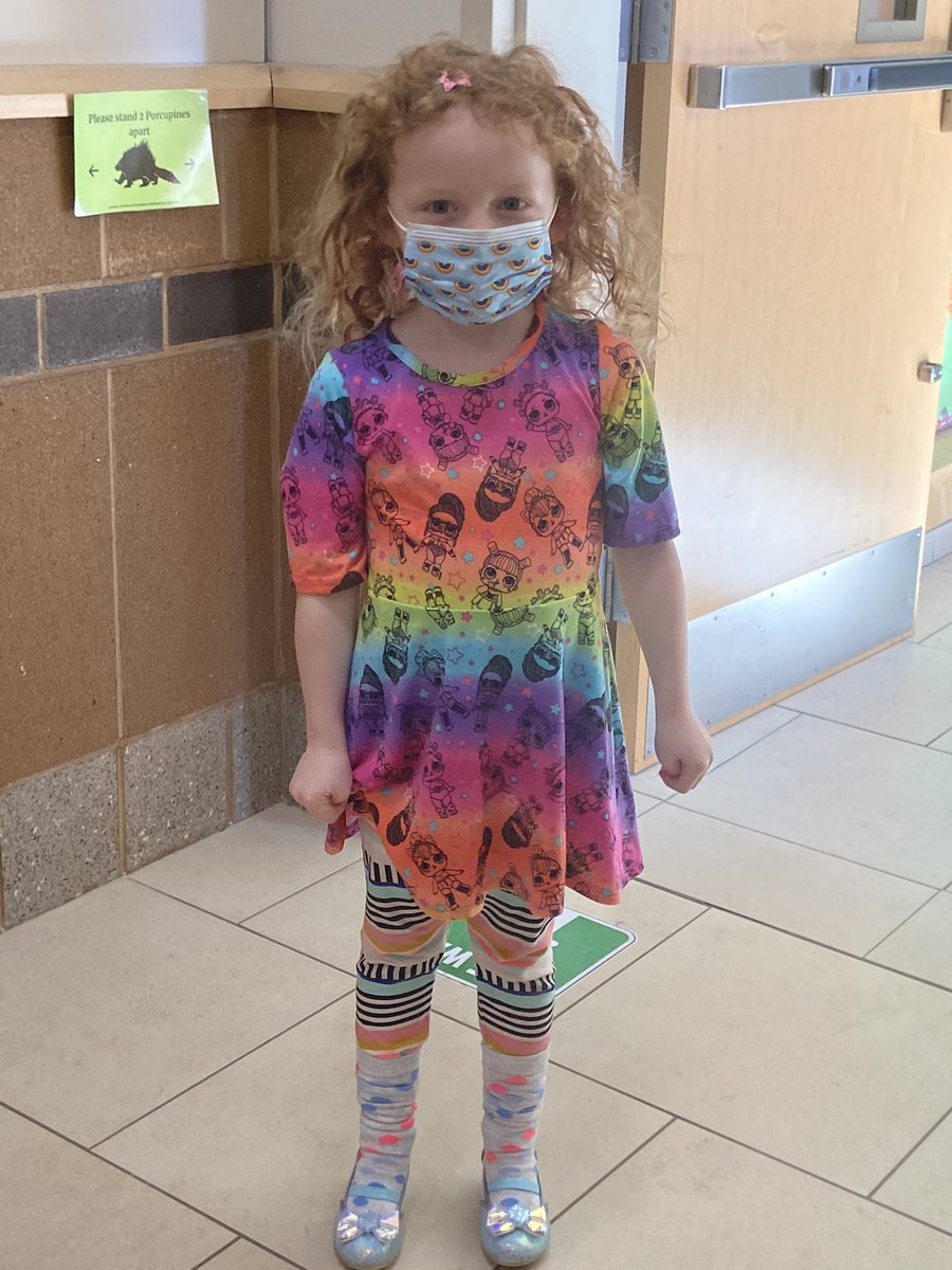 MrsBFortier's tweet photo. Mismatch Day!! #schoolspirit #spiritweek #funfordays https://t.co/2Xnb6u98Pc