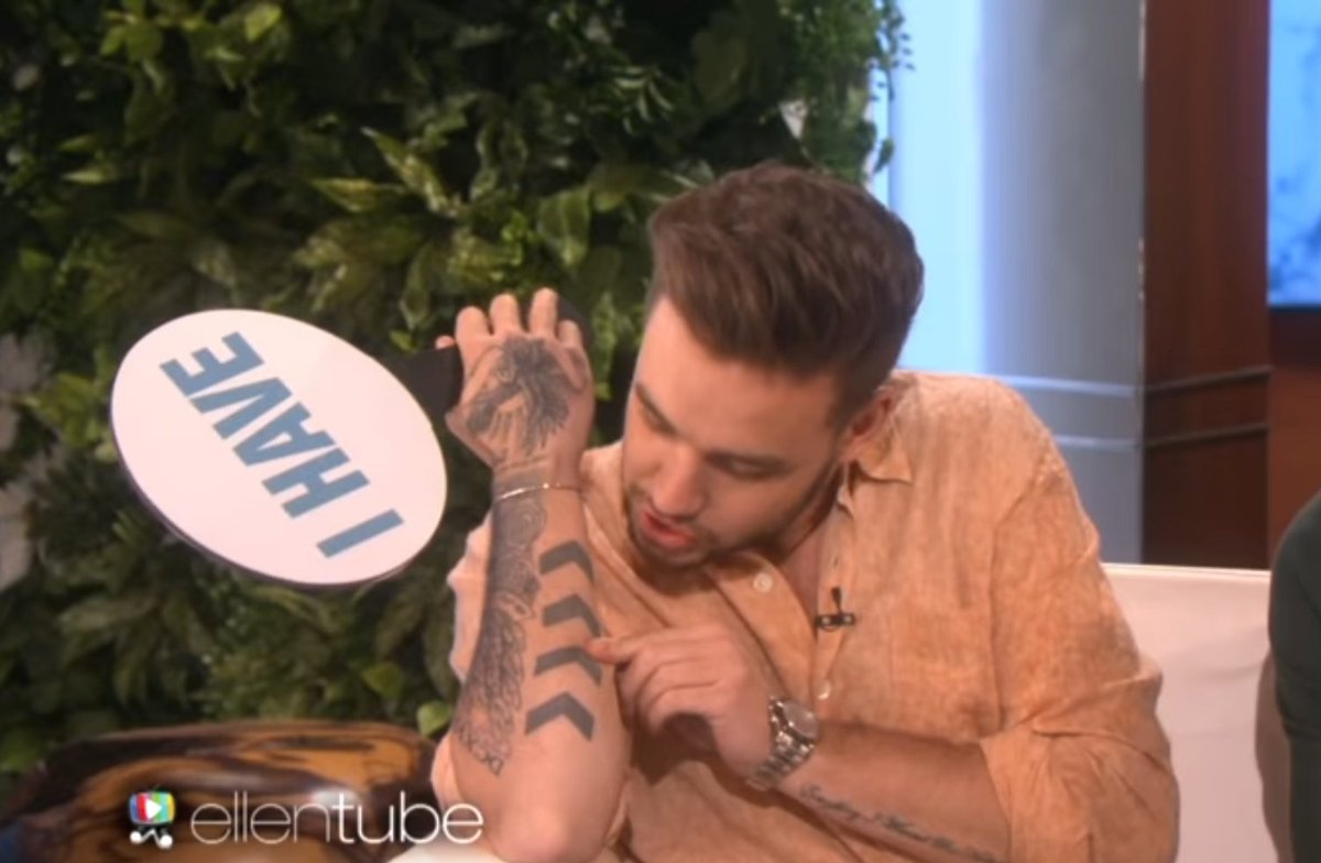 Liam wore a the same bracelet as Z throughout the whole promo season .He started to use it the next day Z' Fader interview surfaced.