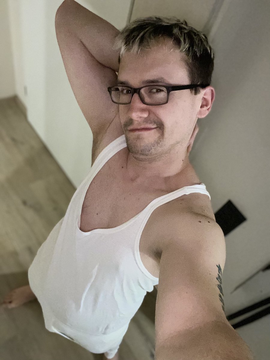 LikeDaddies (@vpelt) on Twitter photo 