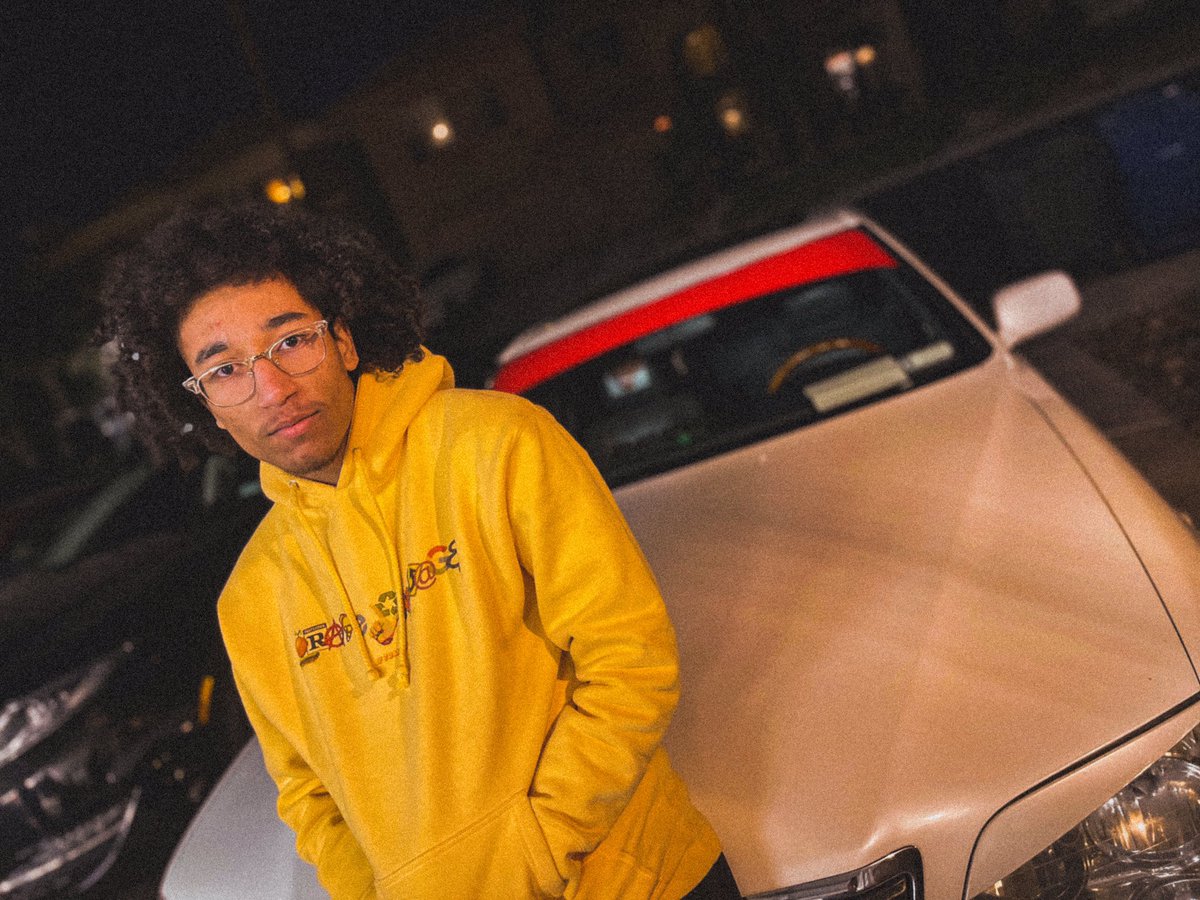 OLCLOTHING's tweet photo. (FEATURING @Zero_2is ) 🧡🥊🍊💨 https://t.co/v4a1yRGbze