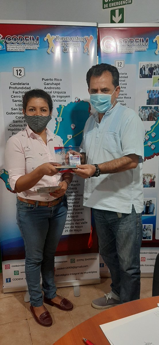 codeimisiones's tweet image. En la sede de la CODEIM de Posadas , reunion de trabajo con los Intendentes de Profundidad Silvia Estegarribia y de San Ignacio Prof. Javier Peralta.
#SomosCodeim2021
#NuevosRostros2021
#CherogaMi 2021