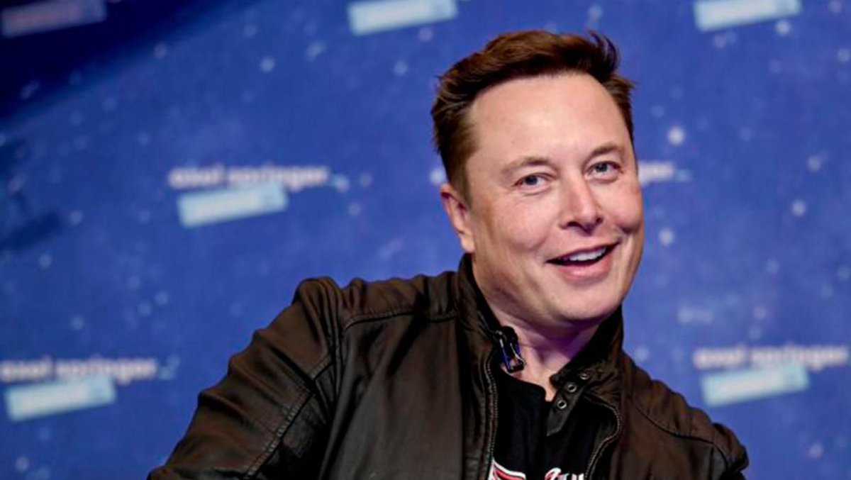 Elon Musk's Tesla makes $1.5bn bitcoin bet