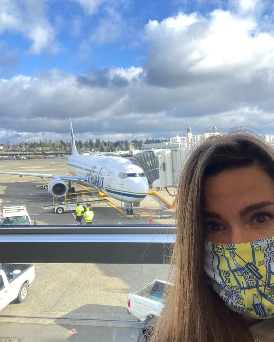 Where are you off to this week? Stay safe both inside and outside the cockpit with our standard and custom aeronautical chart face masks. Get yours → ow.ly/pu1z50DukbL Thanks for sharing your photo with us @KPAE_Spotter! #ChartItFlyItWearIt #aviation 📸: @KPAE_Spotter
