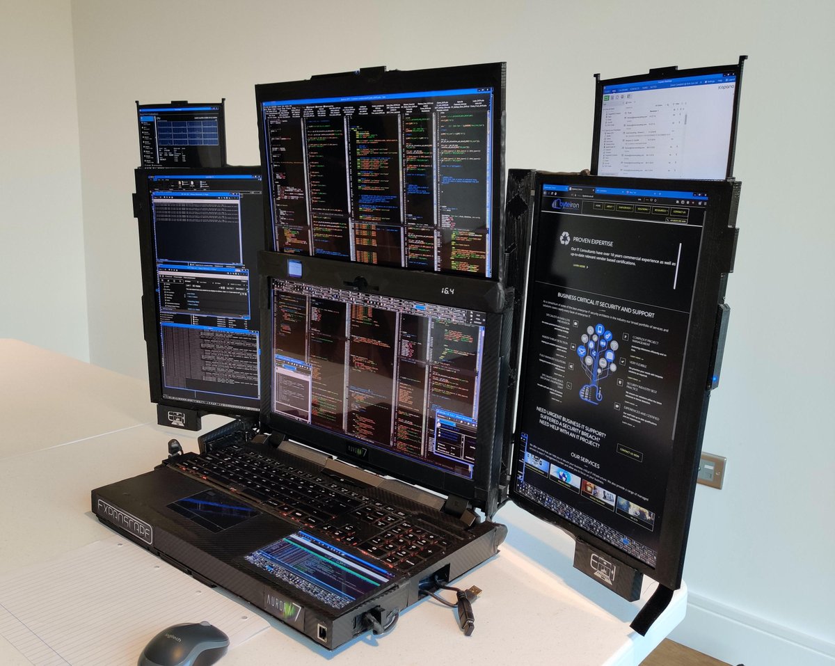 Type design apps as laptops:RobofontGlyphsFontlabFontforge