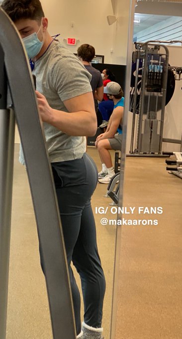 🖤🏋️ https://t.co/umHlFgoCaq