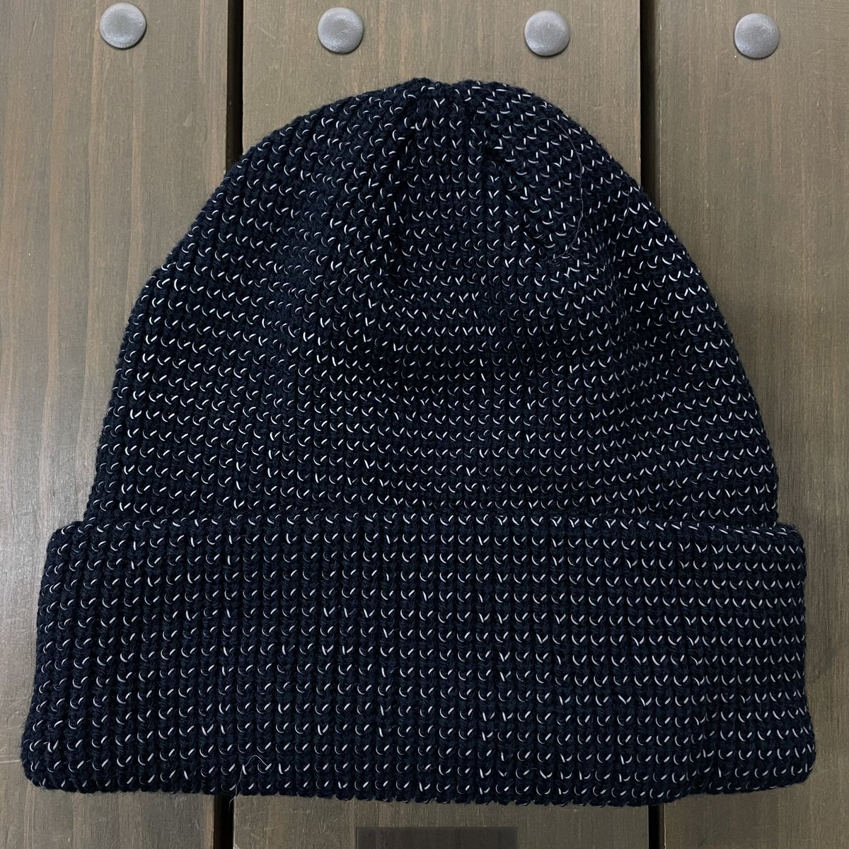 LockportOutdoor's tweet photo. Well, would you look here... Look what’s highly-visible over in this region... THESE HATS! Woven with reflective threads! https://t.co/lZbtPqVV9h