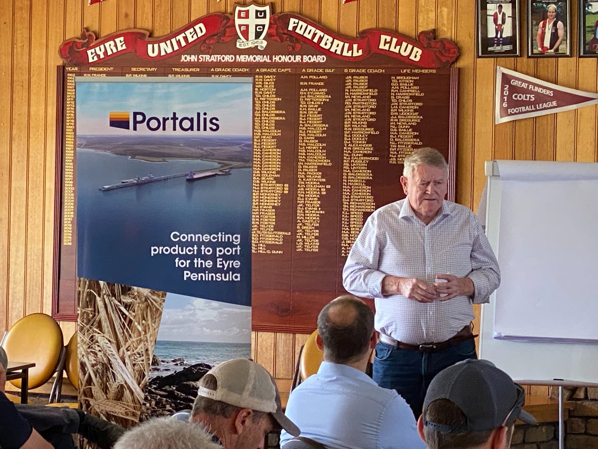 EPCBHLimited's tweet image. There’s no minimum tonnage requirement in #CapeHardy’s grower supply agreements. Instead, EPCBH members nominate a percentage of their annual production to be exported through the port. Come to our next round of grower meetings, details at bit.ly/3cEBx0d 
#ownyourfuture