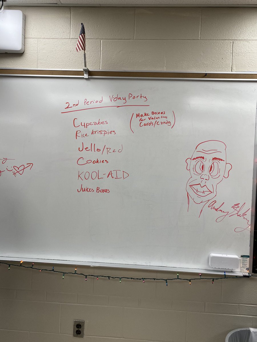 Hslaughter15's tweet photo. Bet y’all don’t have a teacher who will let you have a Valentine’s Day party as a junior in highschool 😂 #OneyRules @WHS_Oney https://t.co/vpxsy0b06v