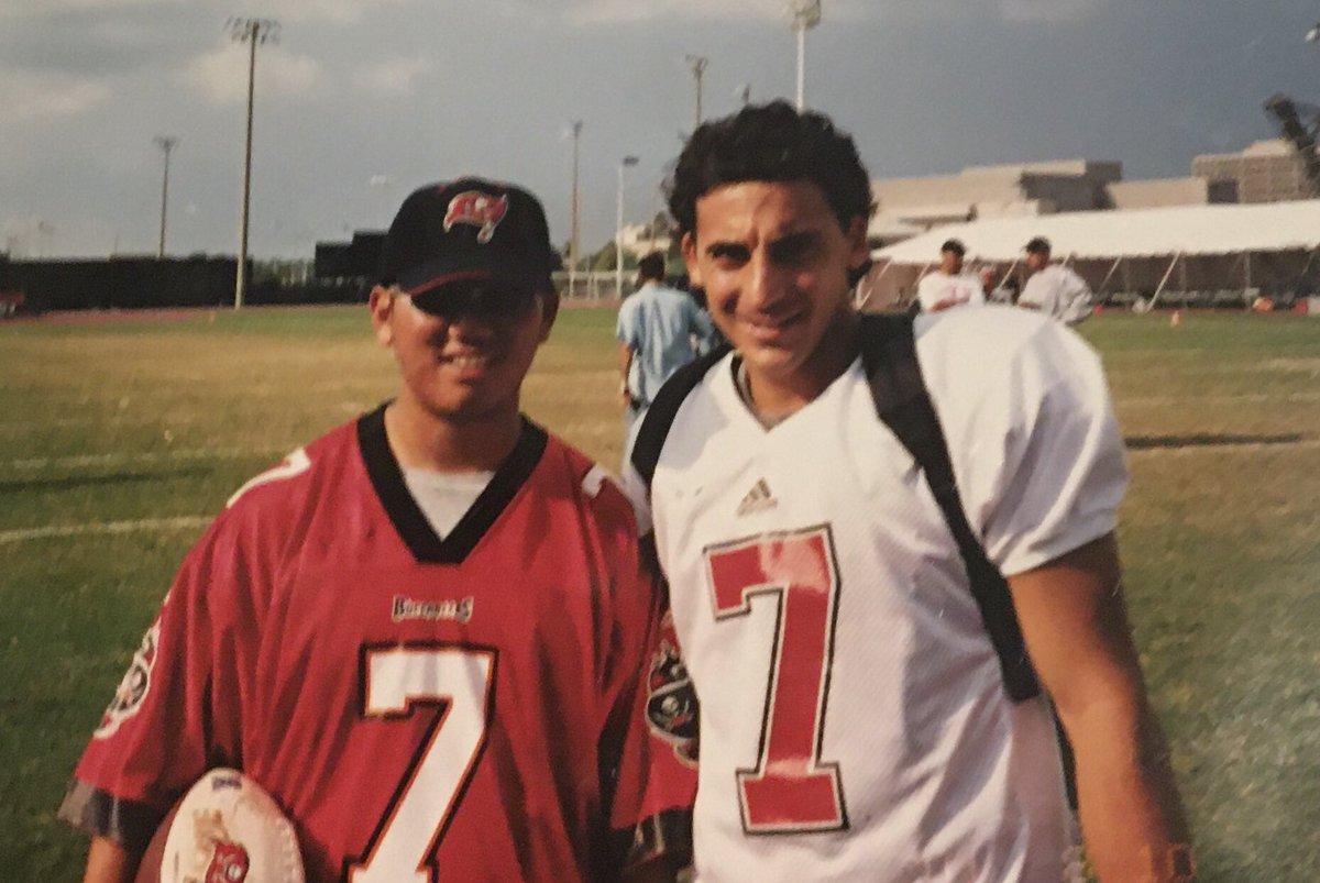 Congrats to the Bucs, this is from 2001, first pic left to right, Coach Charlie Williams @CoachWilliamsWR my Dad and Coach Tony Dungy, 2nd pic, a young me and Martin Gramatica