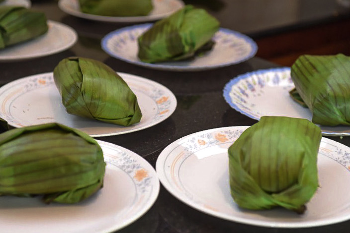 Lamprais, a curry dish wrapped in banana leaf, is a reminder of Sri Lanka’s colonial history and holds a special place for an ethnic minority that emerged from it. Read Zinara Rathnayake’s full piece, “In Sri Lanka, Lamprais Keeps the Dutch Burgher Legacy Alive” now on W Journal.