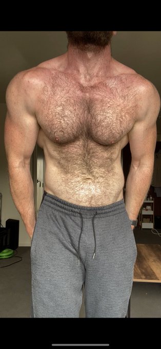 Great workout, time to get out of this gear, I&rsquo;ll be online at 8:30 East Coast. See you then! https://t<a href="/tag/bulge"class="tags"><span>#bulge</span></a>