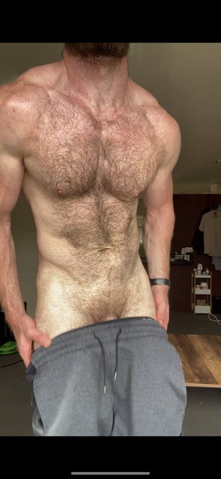 Great workout, time to get out of this gear, I&rsquo;ll be online at 8:30 East Coast. See you then! https://t<a href="/tag/bulge"class="tags"><span>#bulge</span></a>