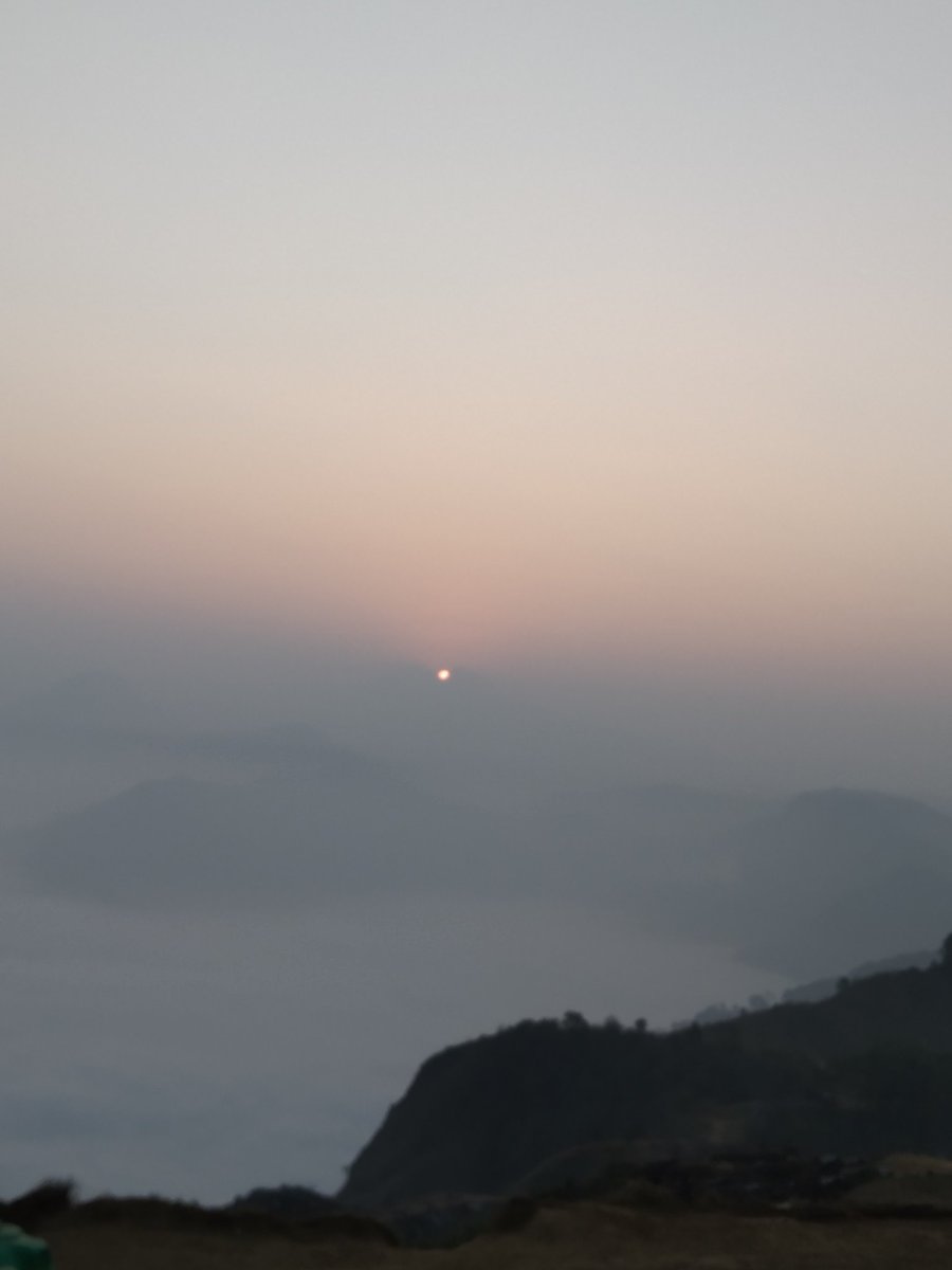 Photograpgy2's tweet photo. #manahunkot #tanahun #Nepal #sunrisers https://t.co/heJOa14S4i