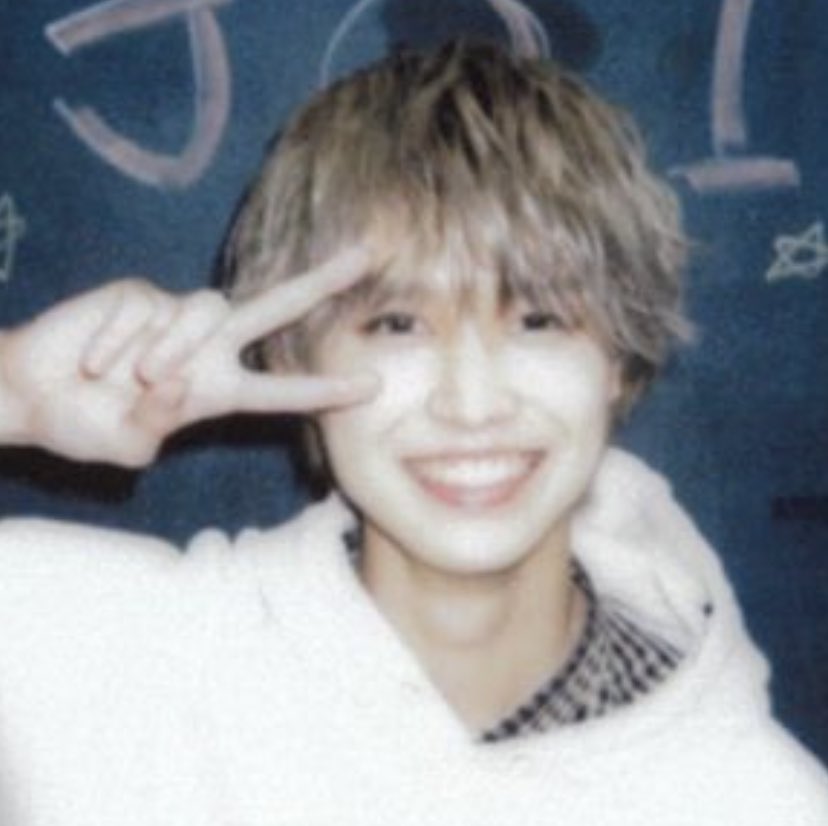 ⤹ a thread of shiroiwa ruki smiles ♡