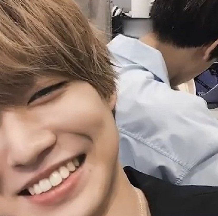 ⤹ a thread of shiroiwa ruki smiles ♡