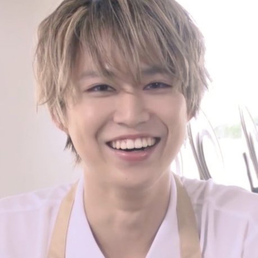 ⤹ a thread of shiroiwa ruki smiles ♡
