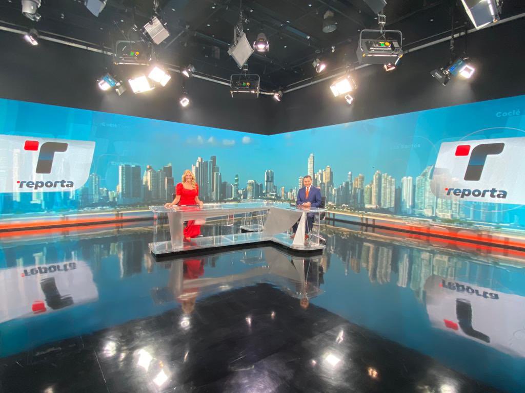 Nico GonzálezRevilla (@nicogonzalezrev) on Twitter photo Siempre adelante, innovando, trayendo nuevas formas de contar lo que pasa en el país y el mundo, hoy <a href="/TReporta/">Telemetro Reporta</a> cambia la forma de ver noticias con el estudio más moderno y tecnológico de la región y renueva su compromiso de seguir informando a Panamá Siempre adelante, innovando, trayendo nuevas formas de contar lo que pasa en el país y el mundo, hoy <a href="/TReporta/">Telemetro Reporta</a> cambia la forma de ver noticias con el estudio más moderno y tecnológico de la región y renueva su compromiso de seguir informando a Panamá