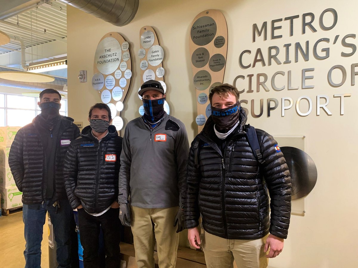 gejcc's tweet photo. A day with @MetroCaring is a day well spent! Members of our Denver team recently spent their afternoon sorting produce for the foodbank. Metro Caring provides groceries to neighbors in need while addressing the root causes of hunger. #MetroCaring #BuildingCommunity #GiveBack https://t.co/vUi5PC2d32
